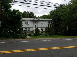 1987 Joshuas Path, Central Islip, NY 11722