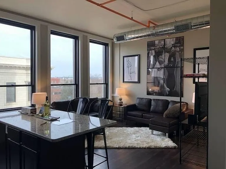 5&15 Apartments — Photo 3