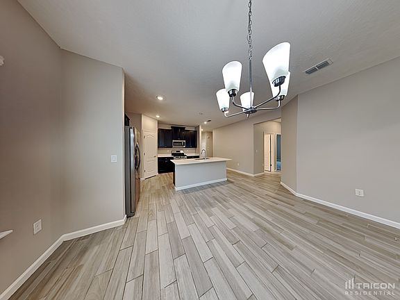 4th image of 140 Glorieta Dr