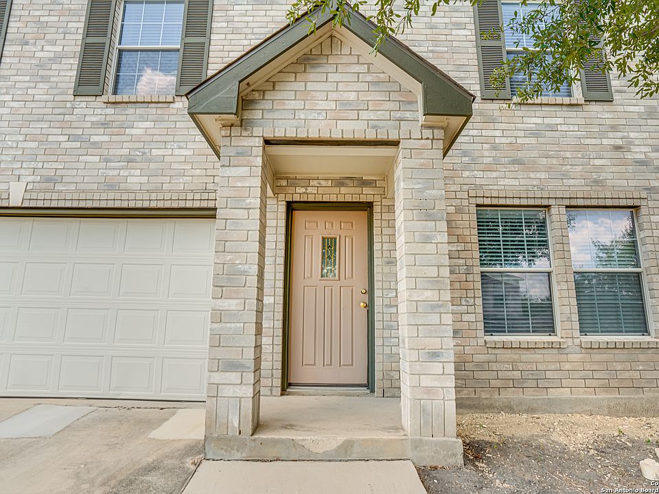1st image of 244 Willow Bluff