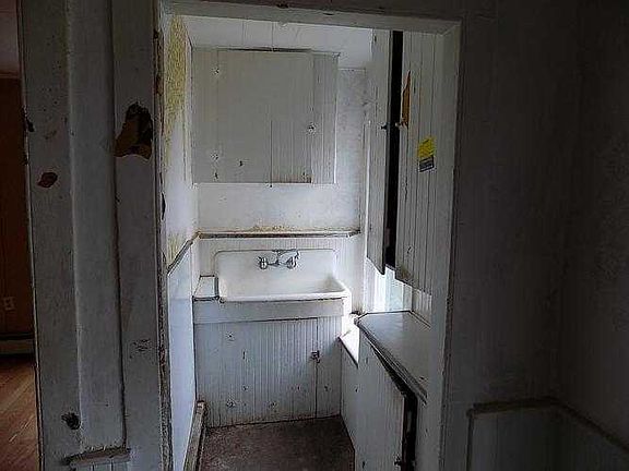 butler's pantry part of KT -- 45