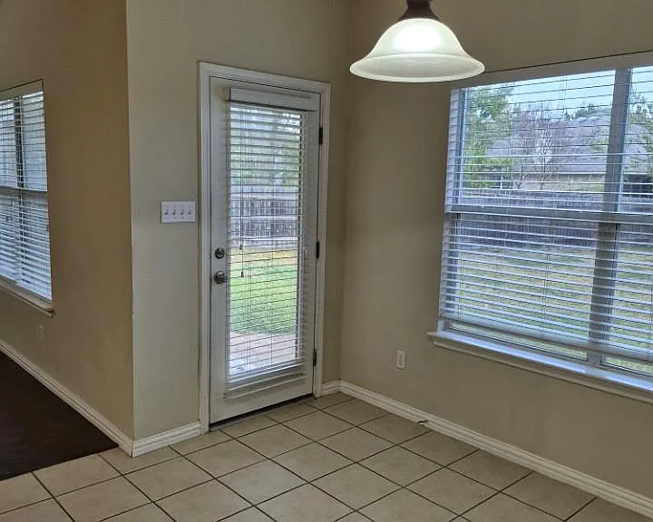 808 Busleigh Castle Way — Photo 13