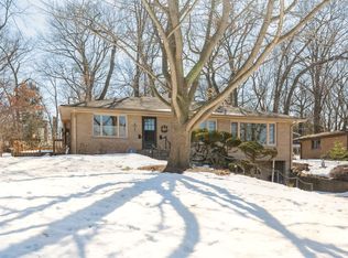 157 Oakwood Blvd, Elgin, IL