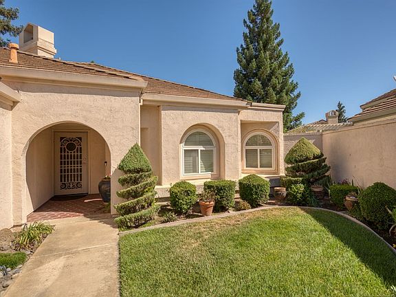 5th image of 1017 Copper Lake Ct
