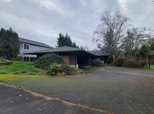 2910 SE Hillyard Rd, Gresham, OR 97080