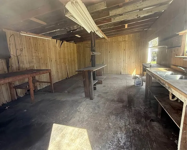 3259 Huff Dr — Photo 17