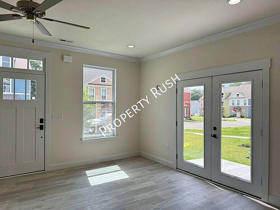 4th image of 1918 Cypress Ln
