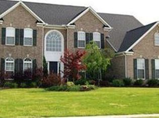 33415 Stream View Dr, Avon, OH 44011