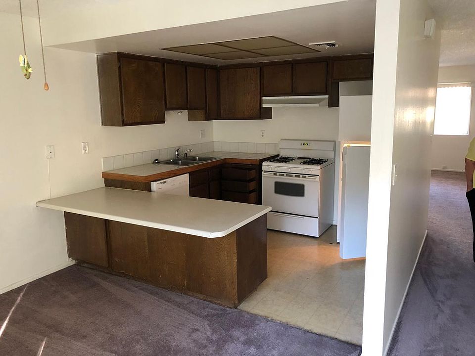1st image of 2830 Karen Ave APT 2