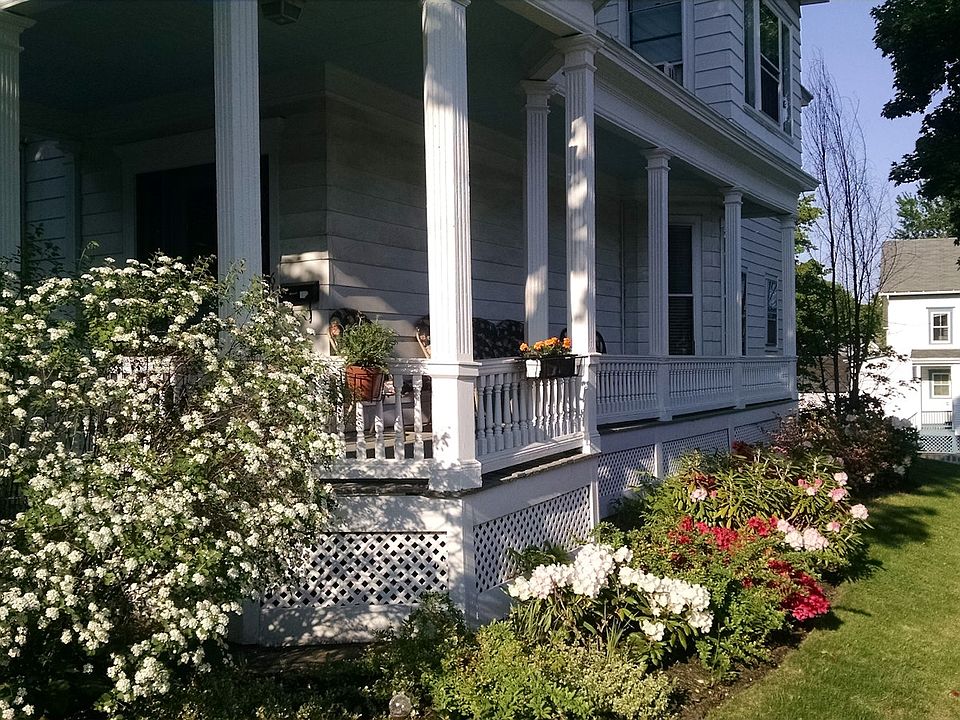 Front Exterior flower garden