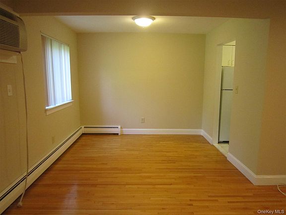 5th image of 14 Charles Ln APT 1B