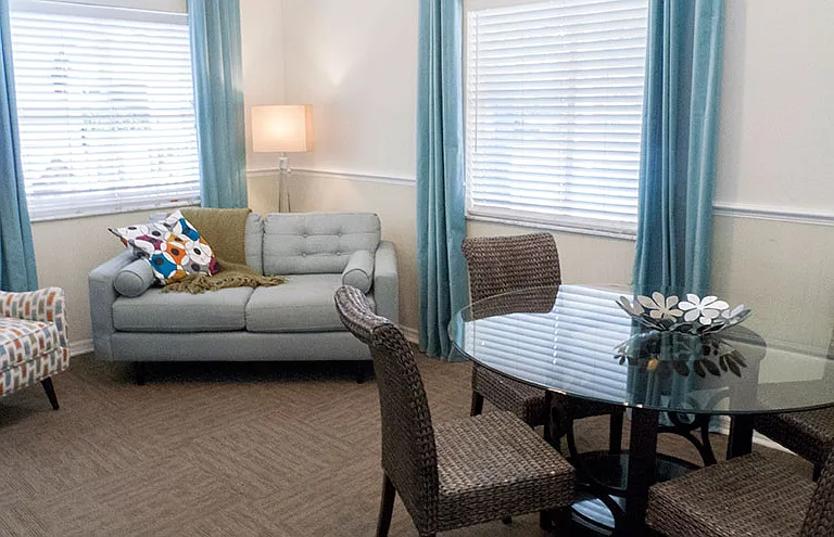 Paddock Place Apartment Homes — Photo 6