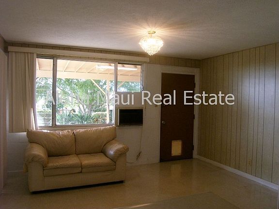 Living/Dining Area
