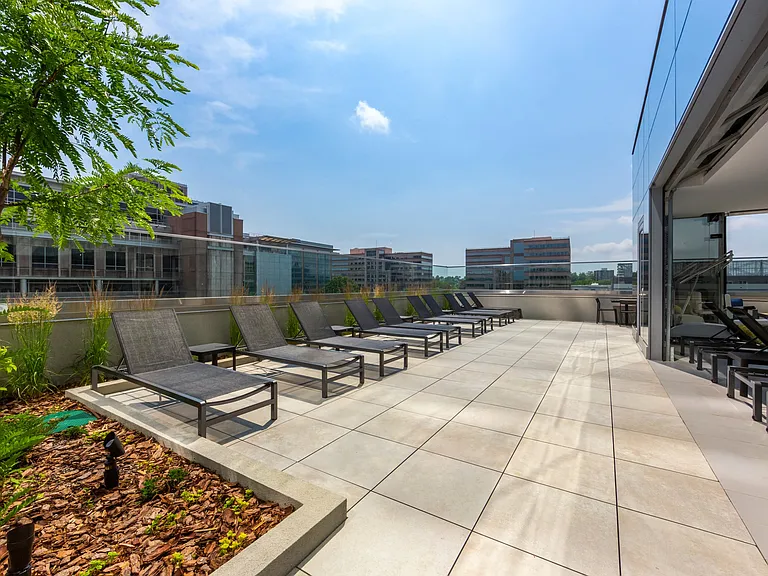 Atlantic Station West — Photo 10