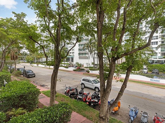 3rd image of 1035 West Ave APT 201