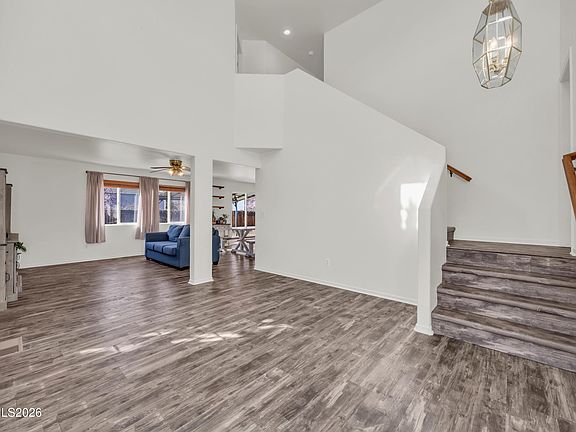 2nd image of 867 Spanish Springs Rd