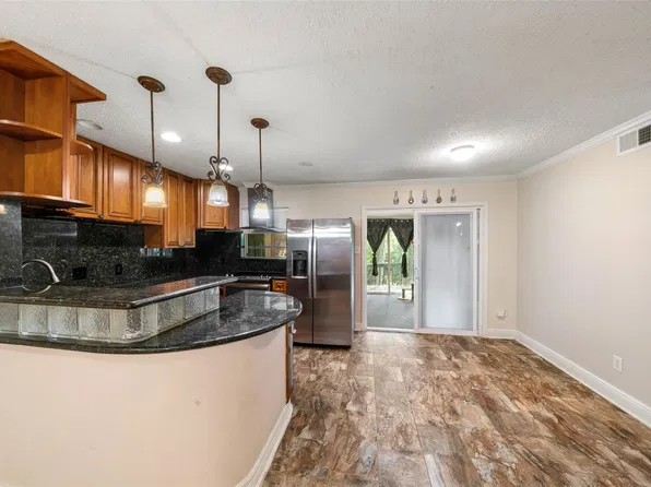8281 Kingsbrook Rd APT 159, Houston, TX 77024