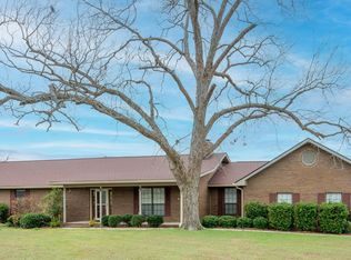 4909 Perry Rd, Claxton, GA 30417