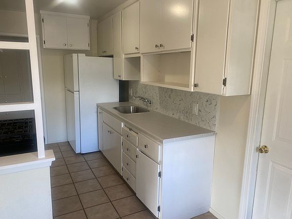 5th image of 2106 Lynnhaven Dr #2106