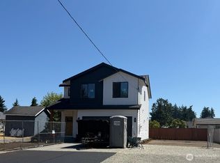 13811 10th Ave E, Tacoma, WA