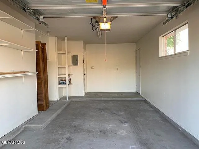 609 Alicante Way #A — Photo 14