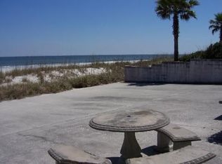 3211 Ocean Dr S, Jacksonville Beach, FL 32250