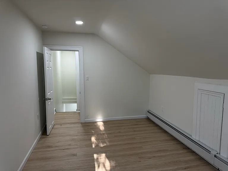 594 N Church St #2 — Photo 9