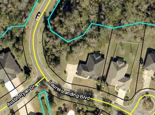 201 W Laurel Landing Blvd, Kingsland, GA 31548
