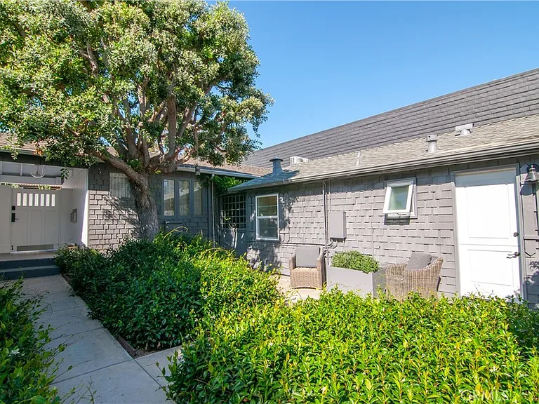 1145 N Coast Hwy #C — Photo 5