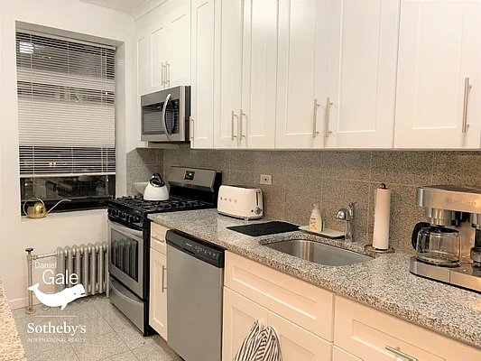 Rented by Daniel Gale Sotheby's International Realty | media 8