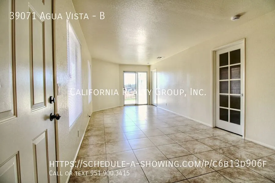 2 bed, 2.0 bath, 975 sqft, $2,300 — Photo 4