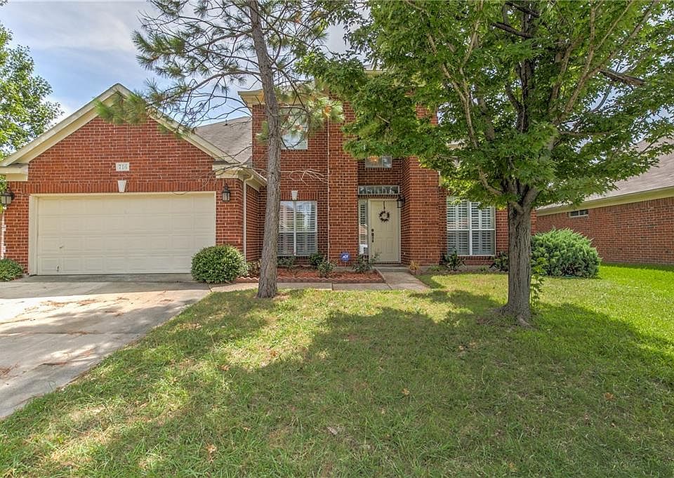 1st image of 716 Gentry Dr