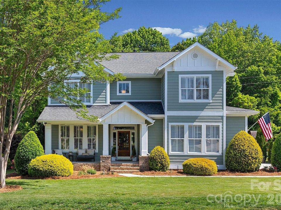 1st image of 138 Misty Woods Dr