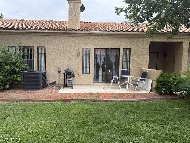 7904 Shelter Island Way — Photo 26