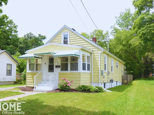 1106 Regent St, Lansing, MI 48912