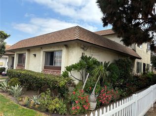 17412 Dairyview Cir #D, Huntington Beach, CA 92647