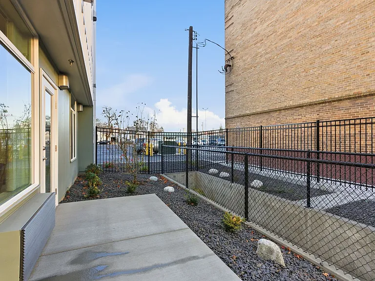 District Lofts at Garland — Photo 57
