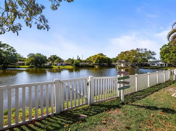 1218 Lazy Lake Rd E, Dunedin, FL 34698