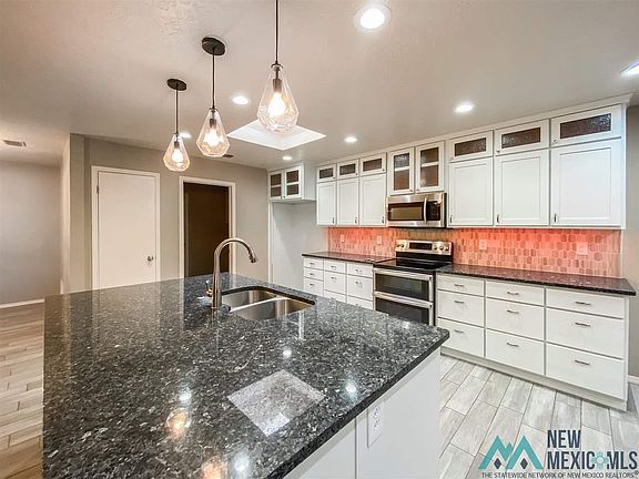 5th image of 4013 N Fiesta Dr