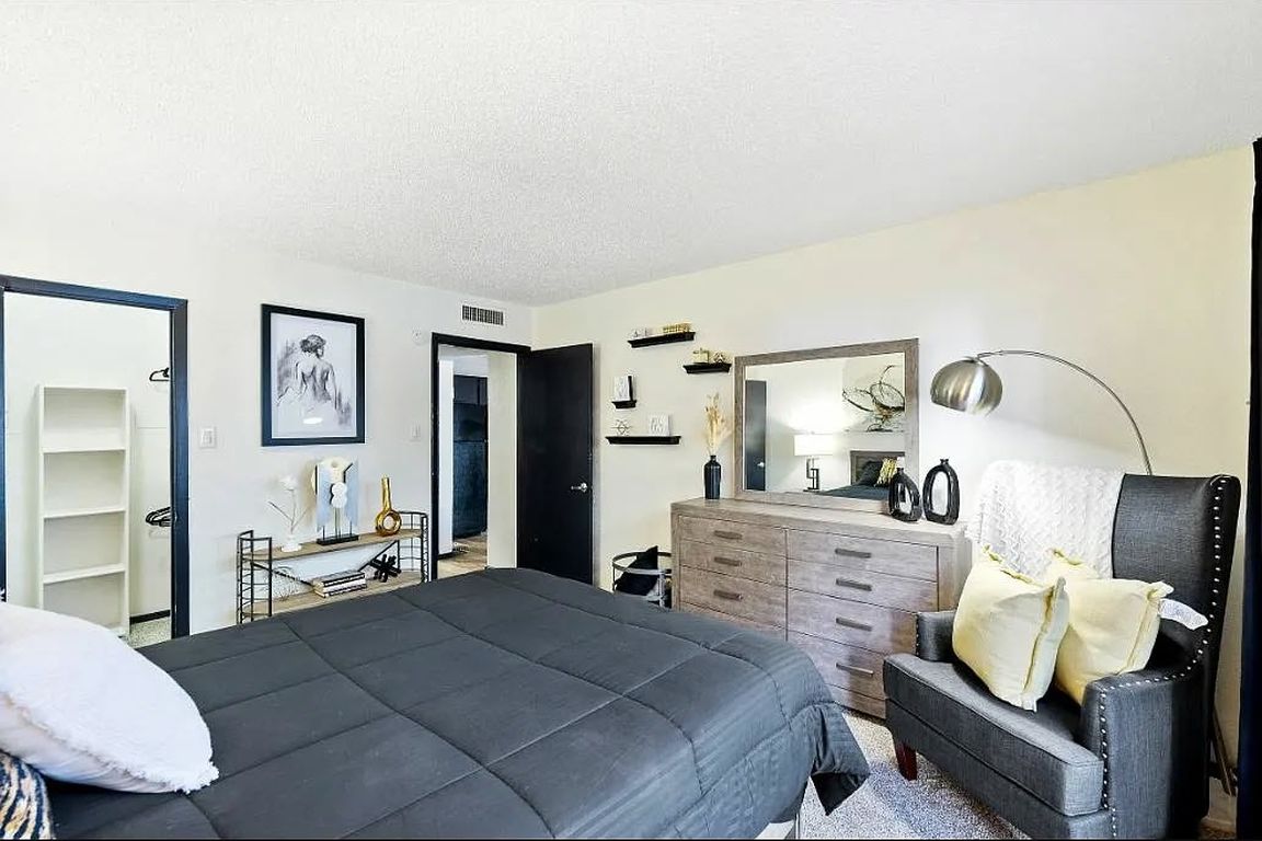 Experience modern living at The WerX, where stylish interiors meet comfort. This beautifully designed bedroom is perfect for relaxation and productivity. Don't miss out on your chance to call this space homeschedule a tour today!
