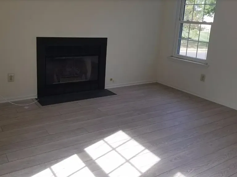 393 Independence Dr — Photo 6