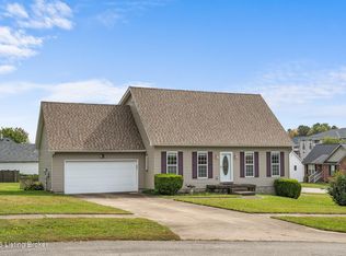1228 Cottonwood Ct, Simpsonville, KY 40067