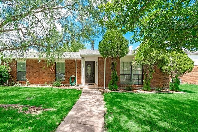 1st image of 1009 Longhorn Dr