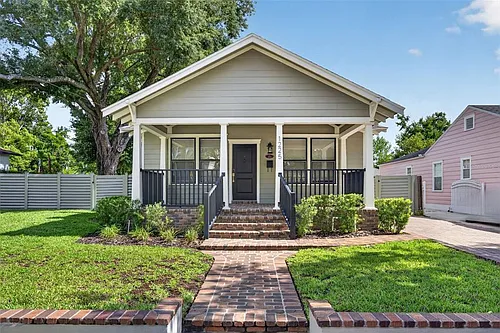 1225 E Amelia St Photo 1