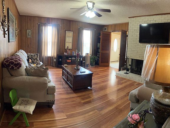 5th image of 2784 Chiswood St