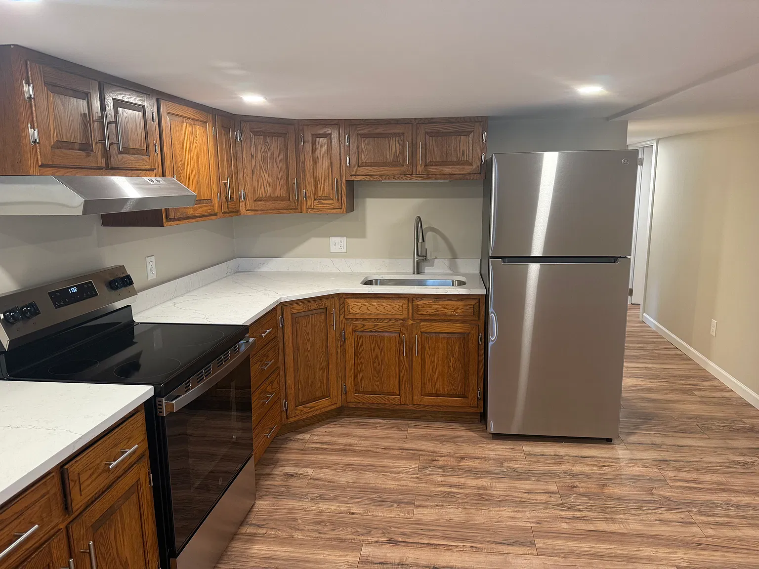 1 bed, $1,350 — Photo 2