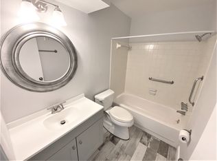150 41st Ave N #410, Saint Petersburg, FL 33703