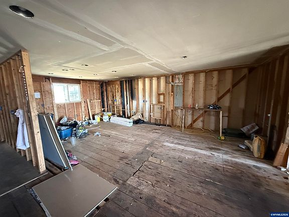 4th image of 6772 Peter Rd SE