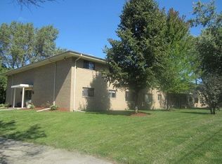 420 Hill St, Hartland, WI