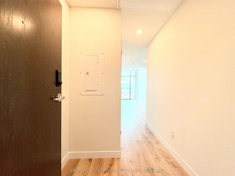 60 Frederick St #2605 — Photo 14